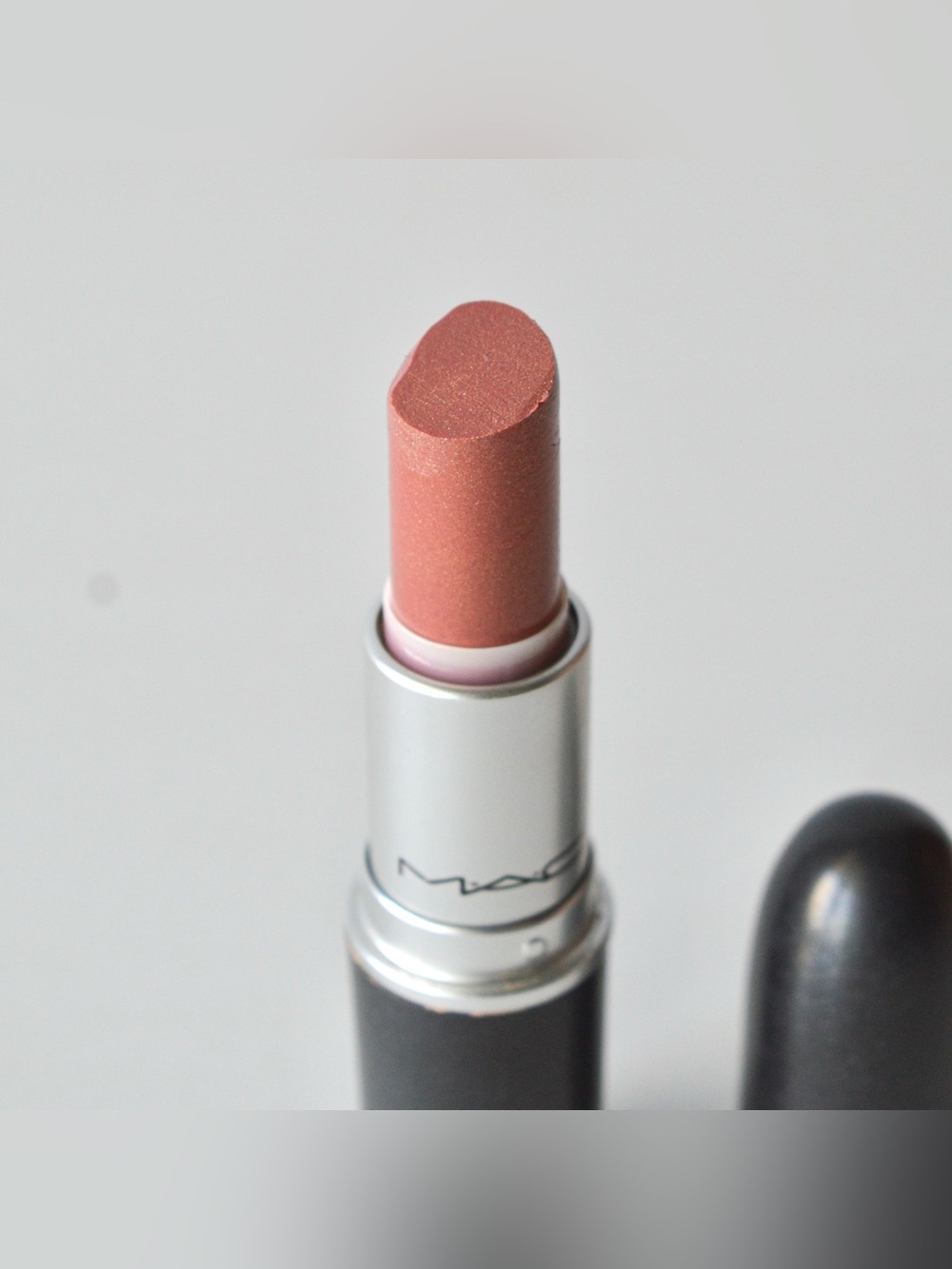 MAC Cosmetics Lipstick *QUIETONE* Discontinued Extra Rare Perfect brown nude